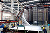 L赤nea de producci車n vertical de doble uso de pulverizaci車n y textura de madera